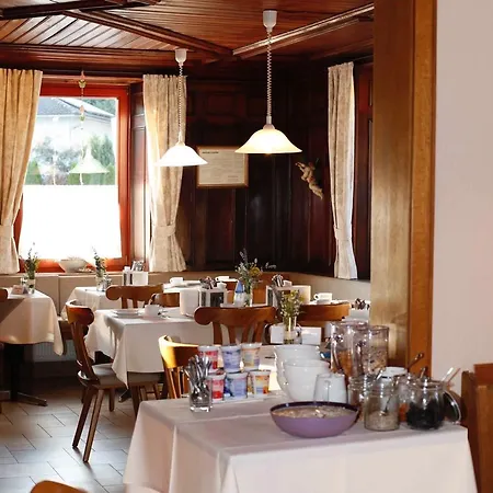 Bed and Breakfast Linde Μπρέγκενζ