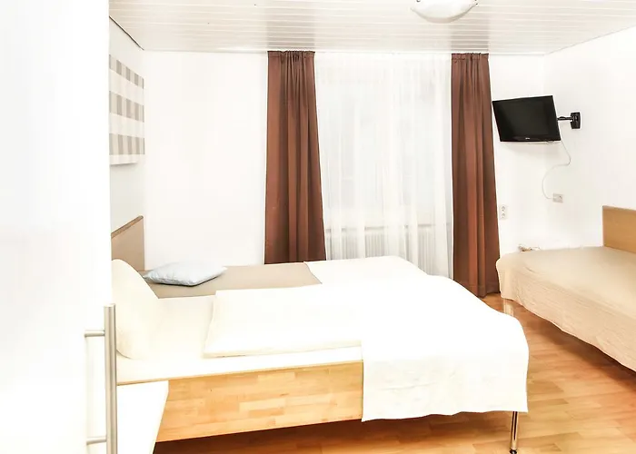 Linde Nocleg ze śniadaniem